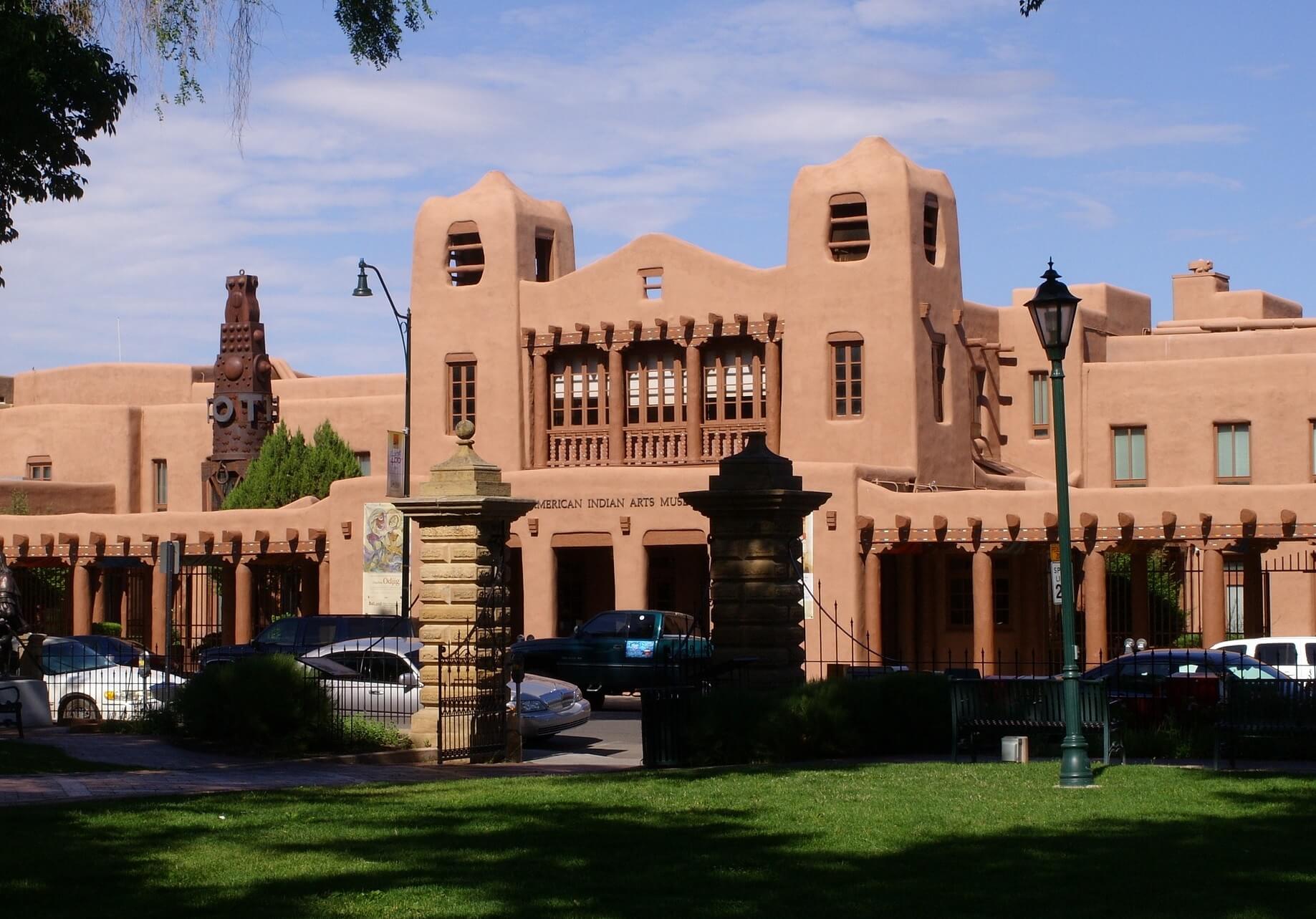 santa fe plaza walking tour